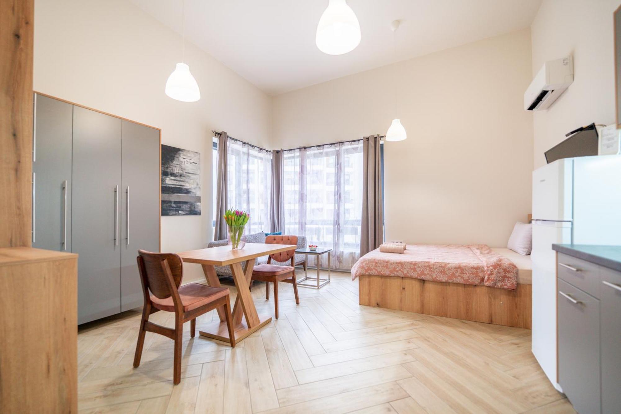 Wow Studios For Rent - Bul Montevideo 25A - B София Экстерьер фото