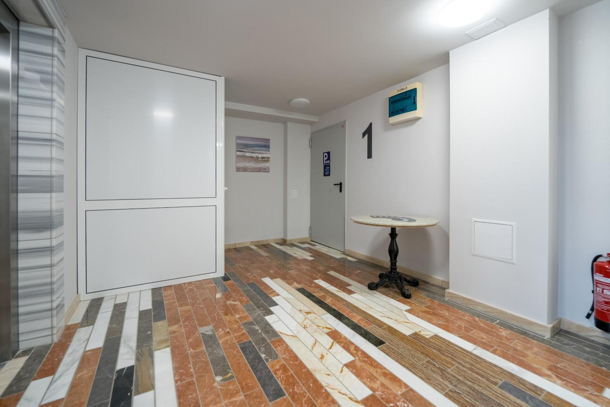 Wow Studios For Rent - Bul Montevideo 25A - B София Экстерьер фото